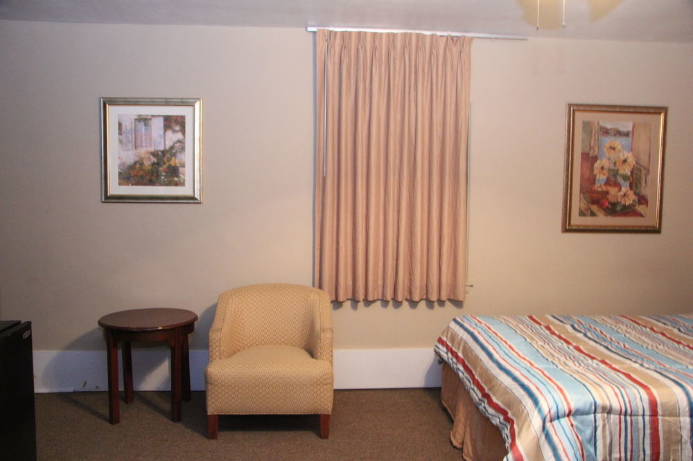 Green Acres Hotel Pittsfield Dış mekan fotoğraf
