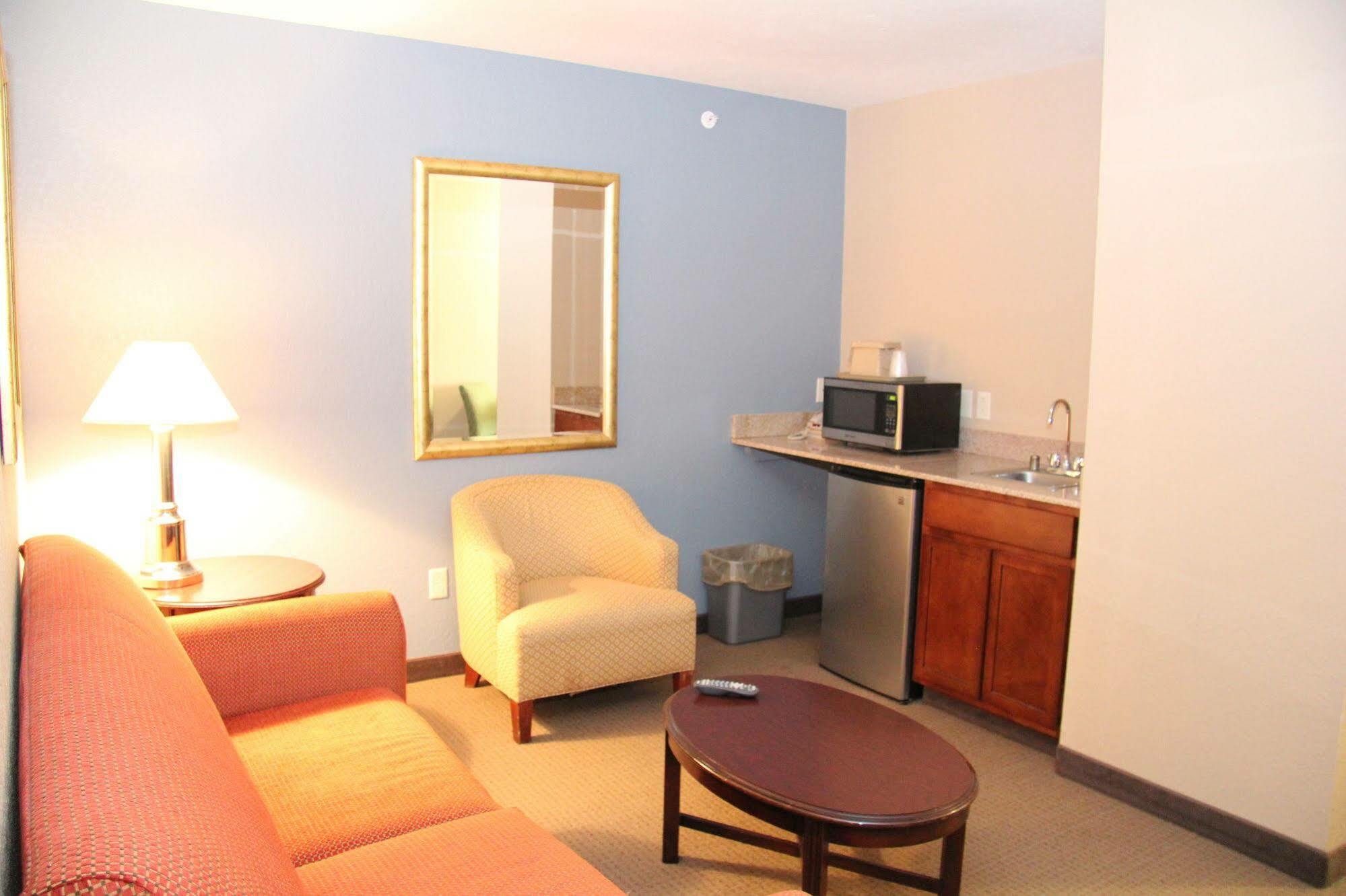 Green Acres Hotel Pittsfield Dış mekan fotoğraf